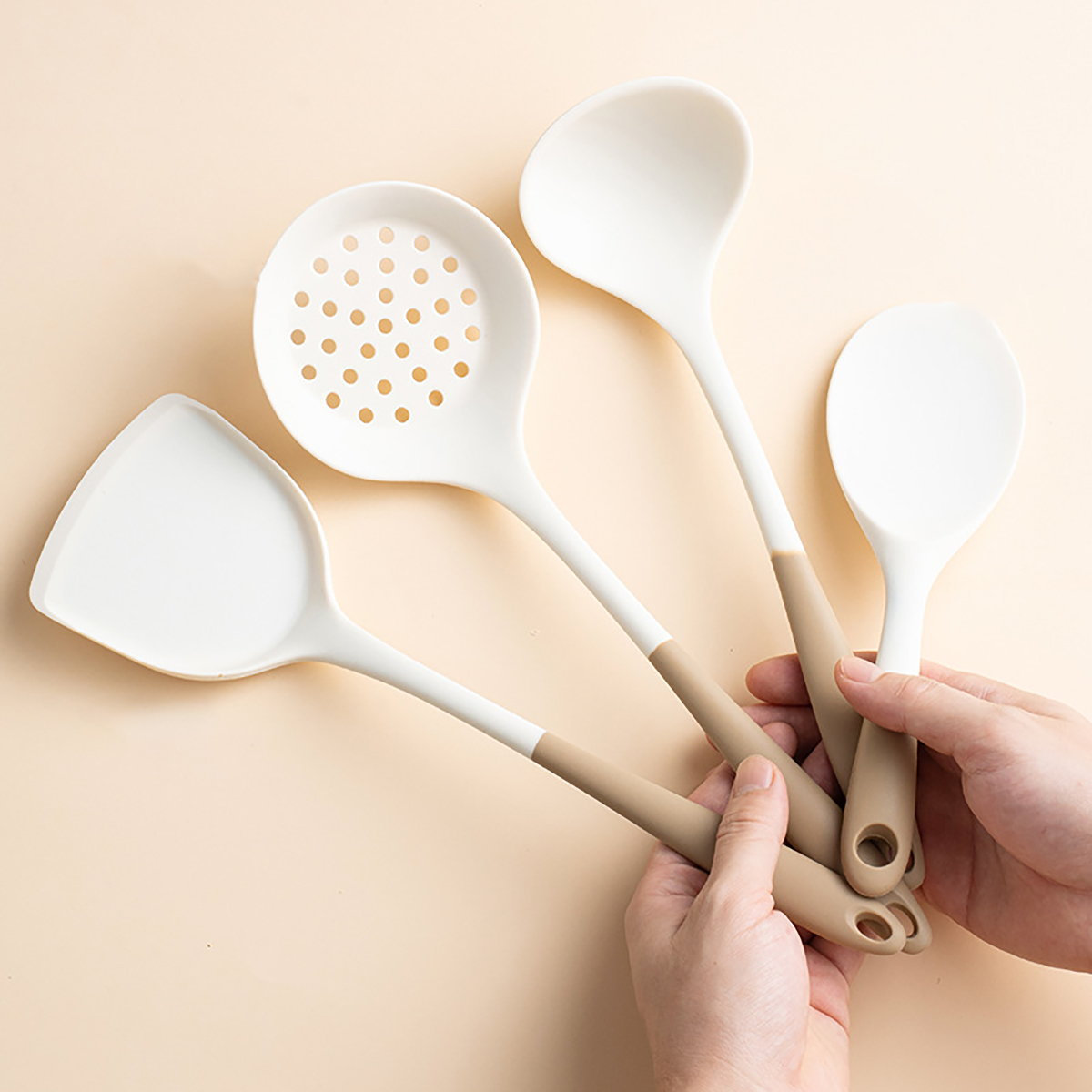 4ชิ้นเครื่องครัวซิลิโคนชุดหม้อ - Home Cooking Supplies บทวิจารณ์และราคา